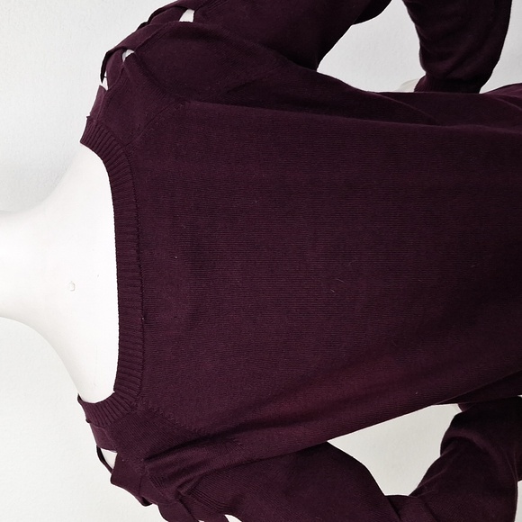 Skies Are Blue Purple Romantic Feminine Open Cut Long Sleeve Knit Sweater Size M - Picture 8 of 11